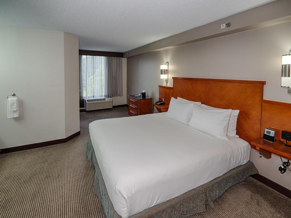 Hyatt Place North Raleigh Midtown מראה חיצוני תמונה