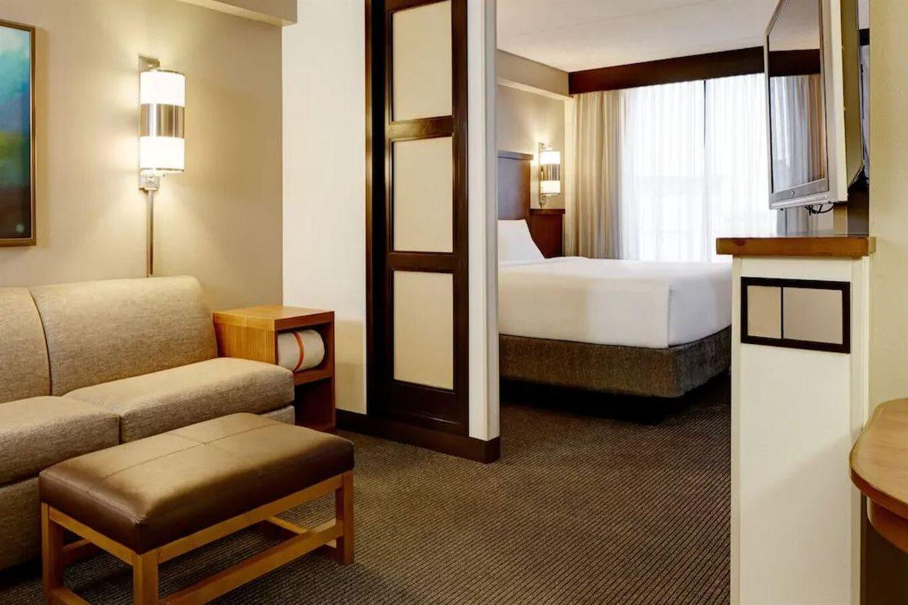 Hyatt Place North Raleigh Midtown מראה חיצוני תמונה