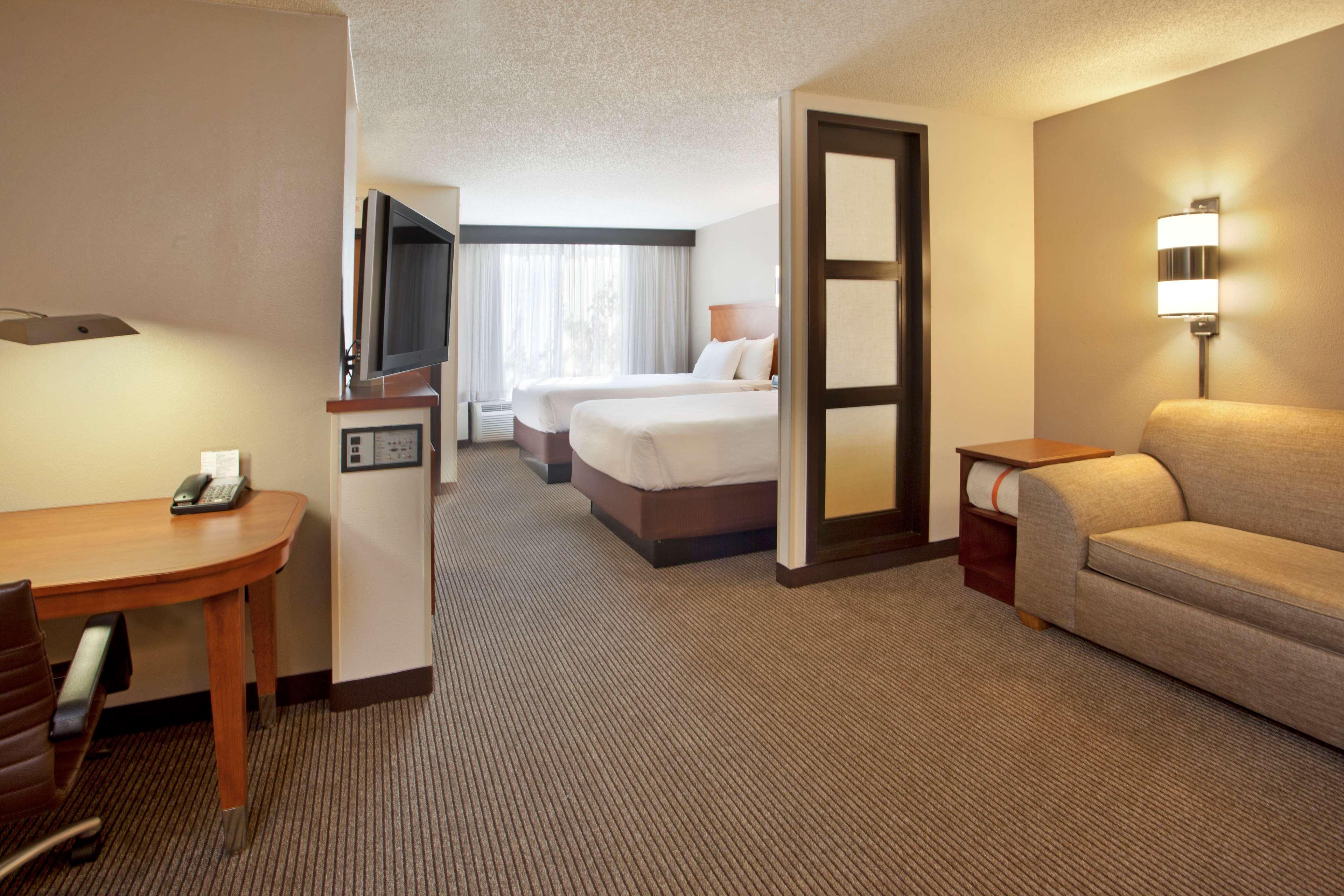 Hyatt Place North Raleigh Midtown מראה חיצוני תמונה