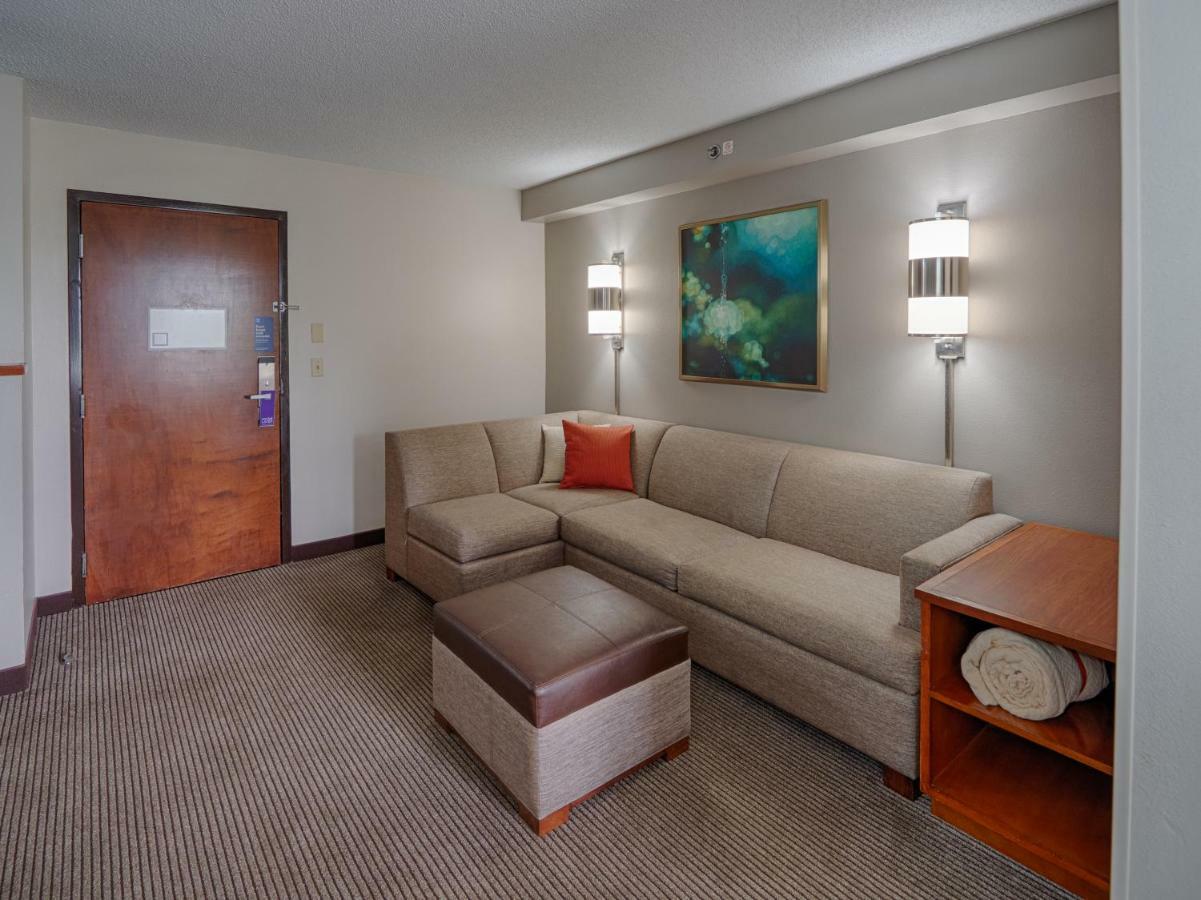 Hyatt Place North Raleigh Midtown מראה חיצוני תמונה